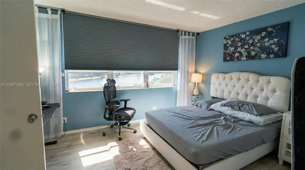 2900 Course Dr #804 Pompano Beach, FL 33069