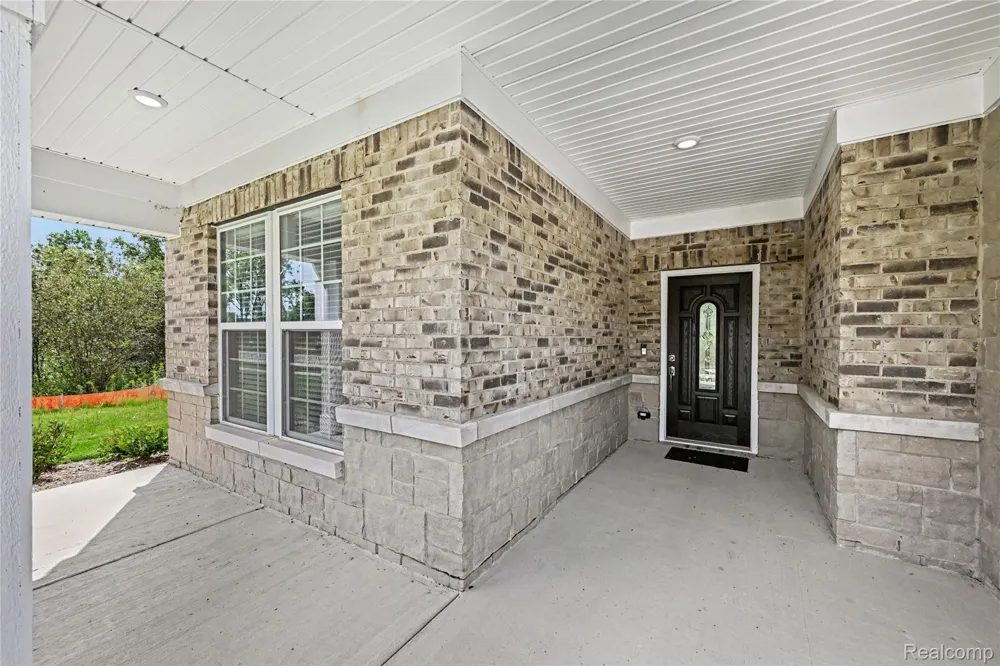 5224 Lewiston Road Canton Charter Township, MI 48188