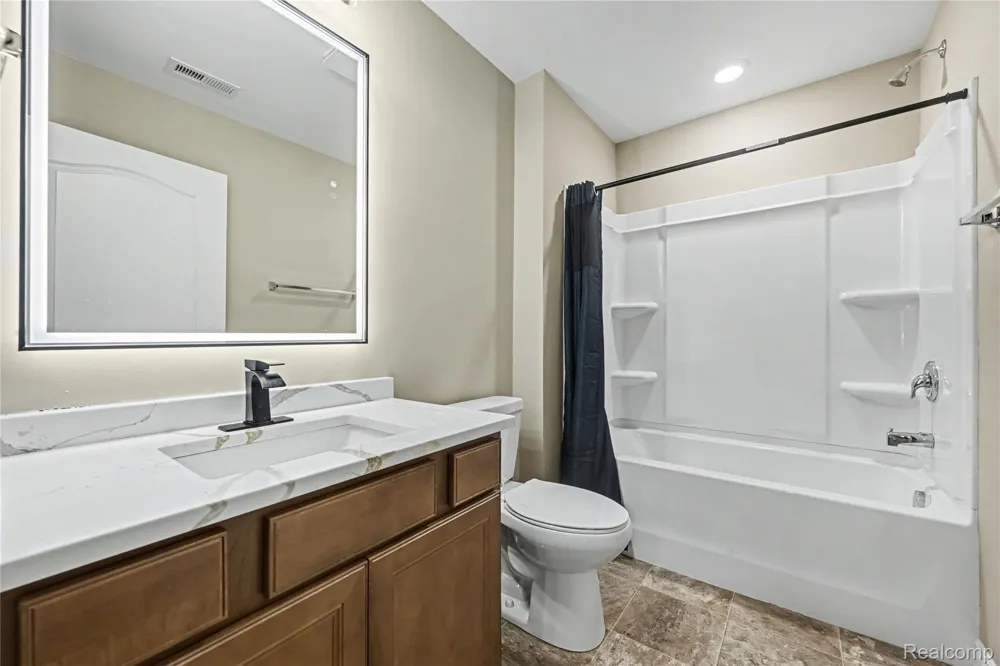 5224 Lewiston Road Canton Charter Township, MI 48188