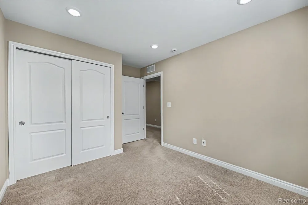 5224 Lewiston Road Canton Charter Township, MI 48188