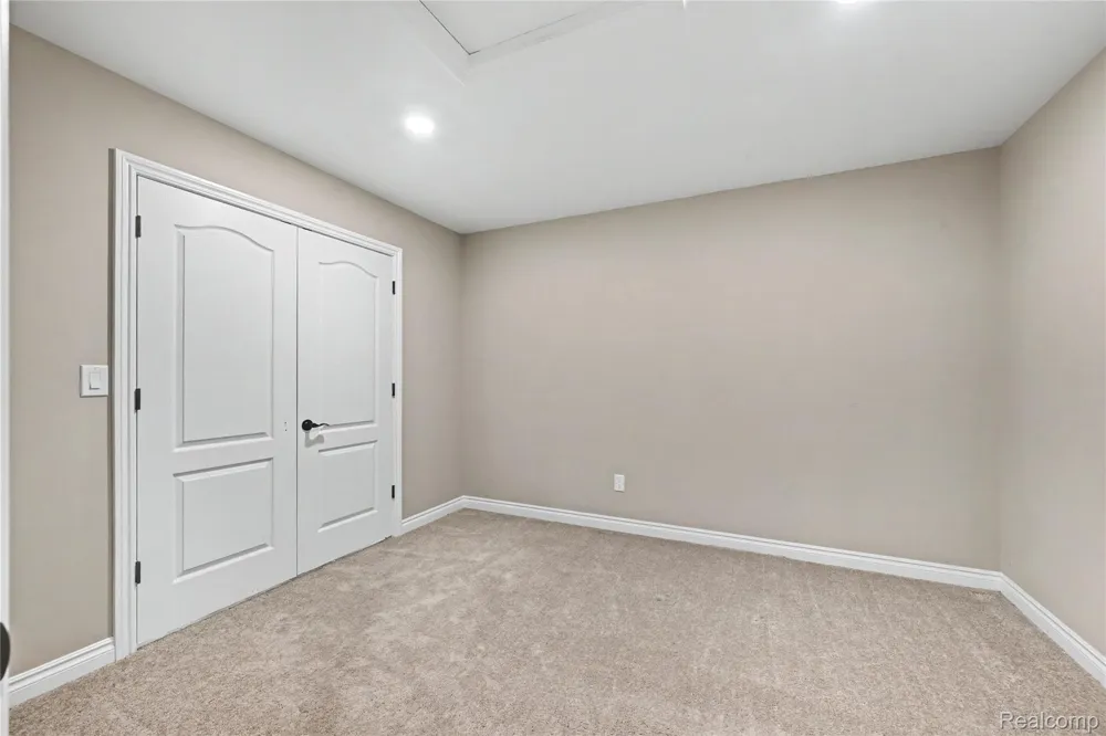 5224 Lewiston Road Canton Charter Township, MI 48188