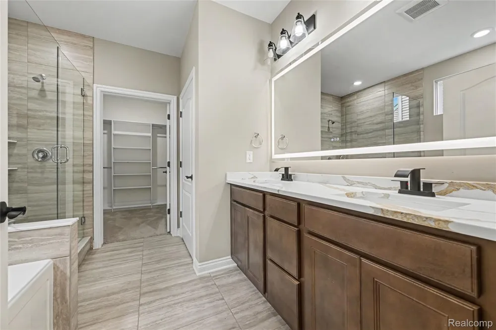 5224 Lewiston Road Canton Charter Township, MI 48188