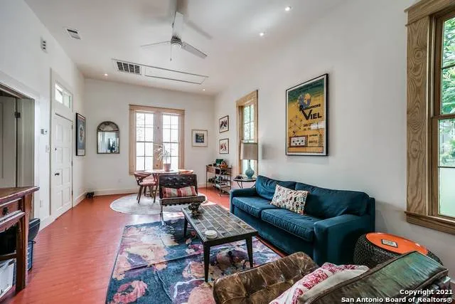 113 LEIGH ST San Antonio, TX 78210
