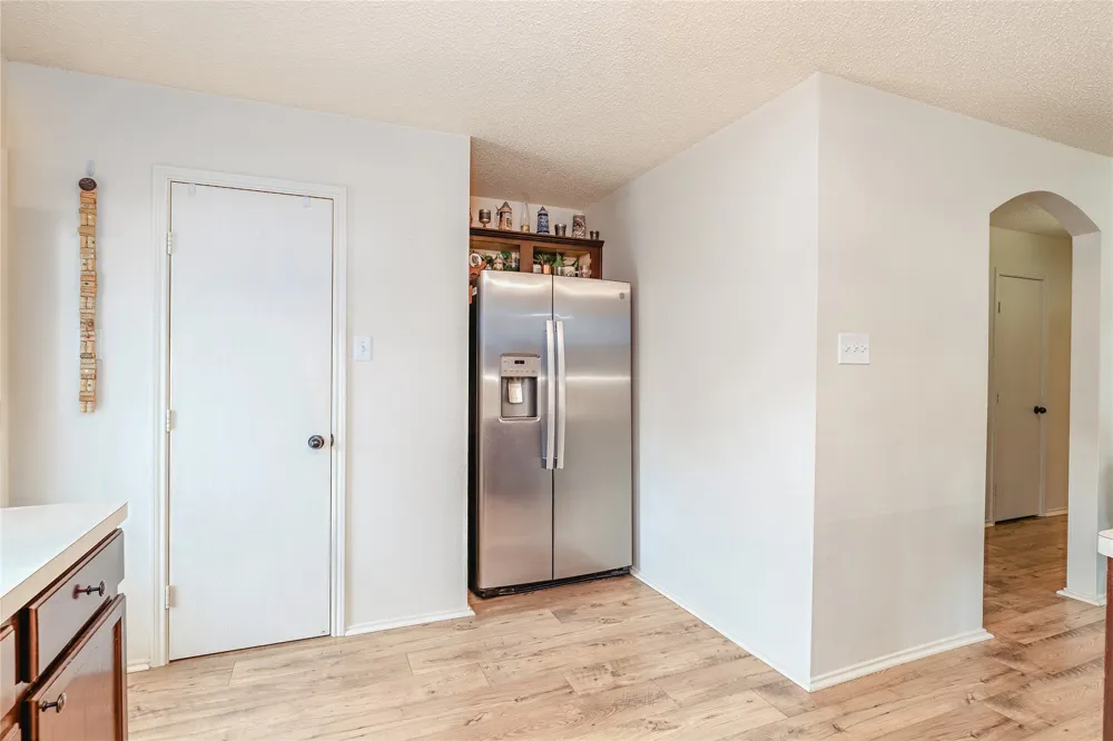 521 Avenue Avenue E Springtown, TX 76082