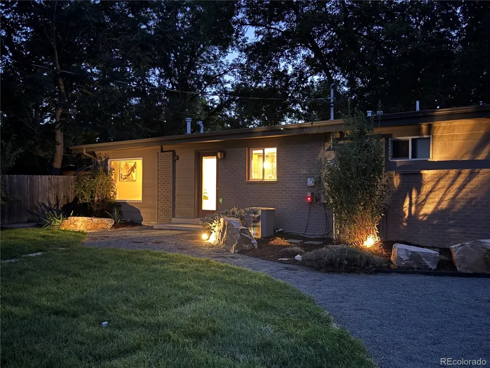 6040 Estes Court Arvada, CO 80004