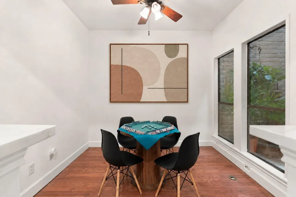 153 Sage Road Houston, TX 77056