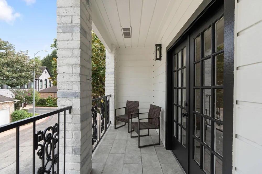 153 Sage Road Houston, TX 77056