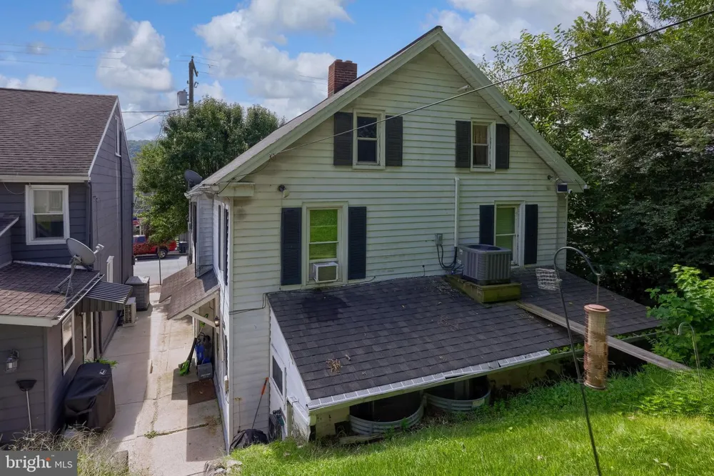 420 E MARKET STREET Marietta, PA 17547