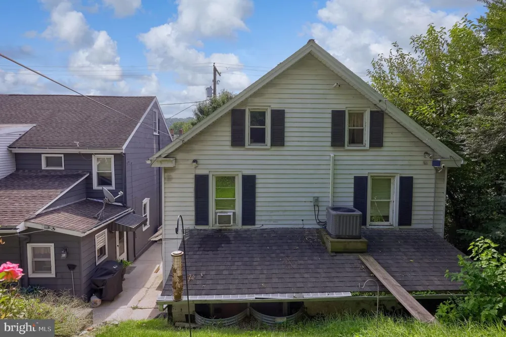 420 E MARKET STREET Marietta, PA 17547