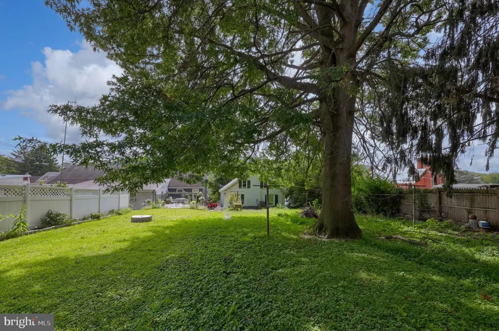 420 E MARKET STREET Marietta, PA 17547