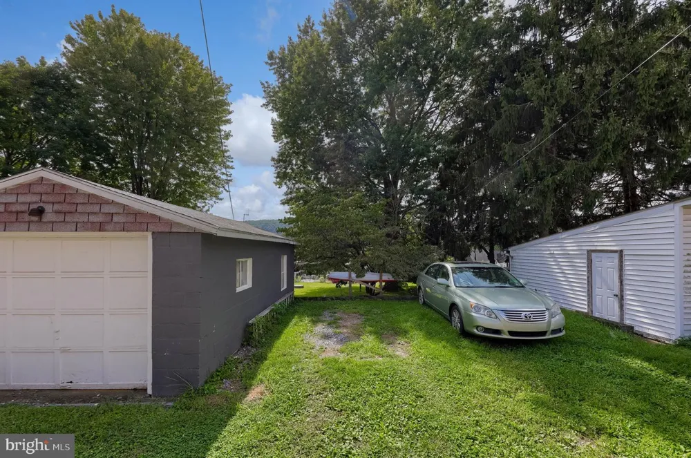 420 E MARKET STREET Marietta, PA 17547