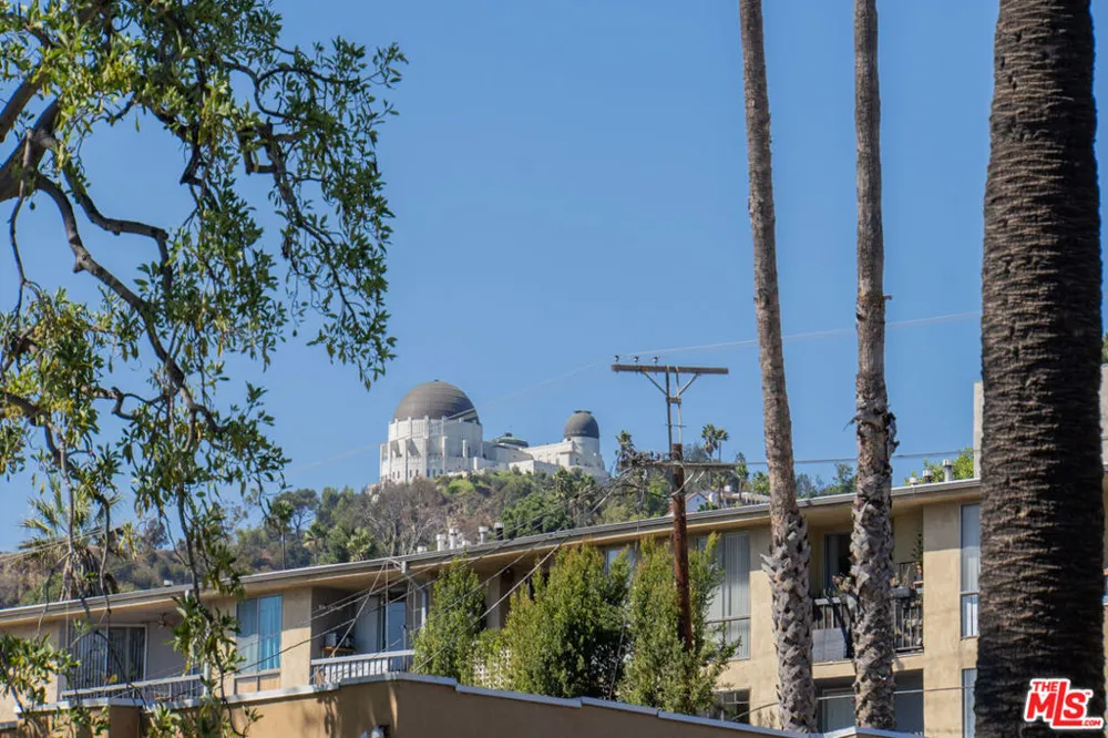 4579 Ambrose Avenue #8 Los Angeles, CA 90027