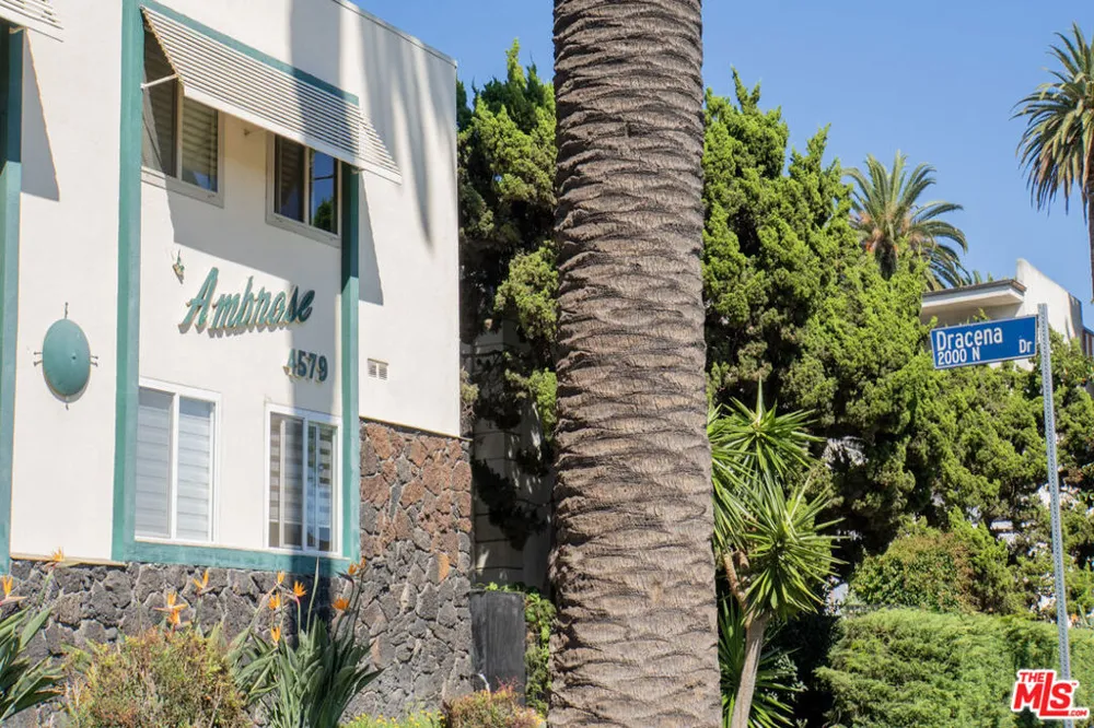 4579 Ambrose Avenue #8 Los Angeles, CA 90027