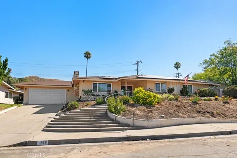 1768 E Ralston