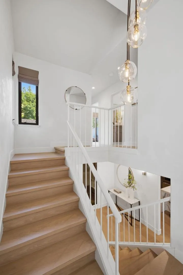 37 Baywood Avenue San Mateo, CA 94402