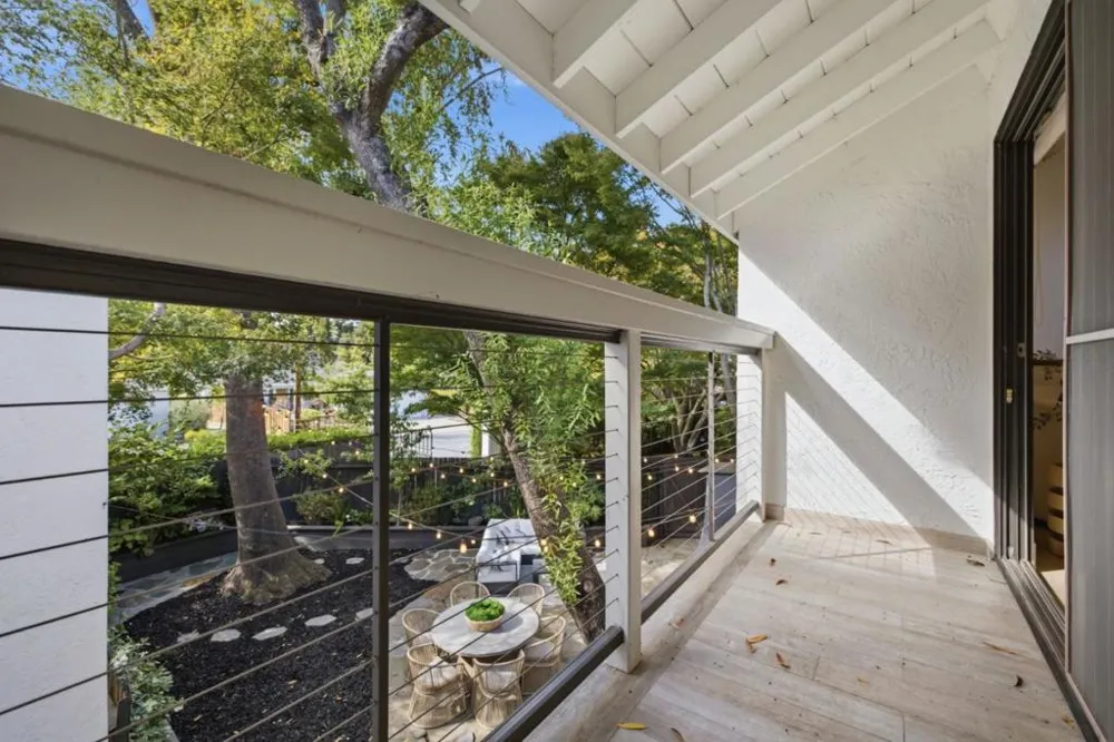 37 Baywood Avenue San Mateo, CA 94402