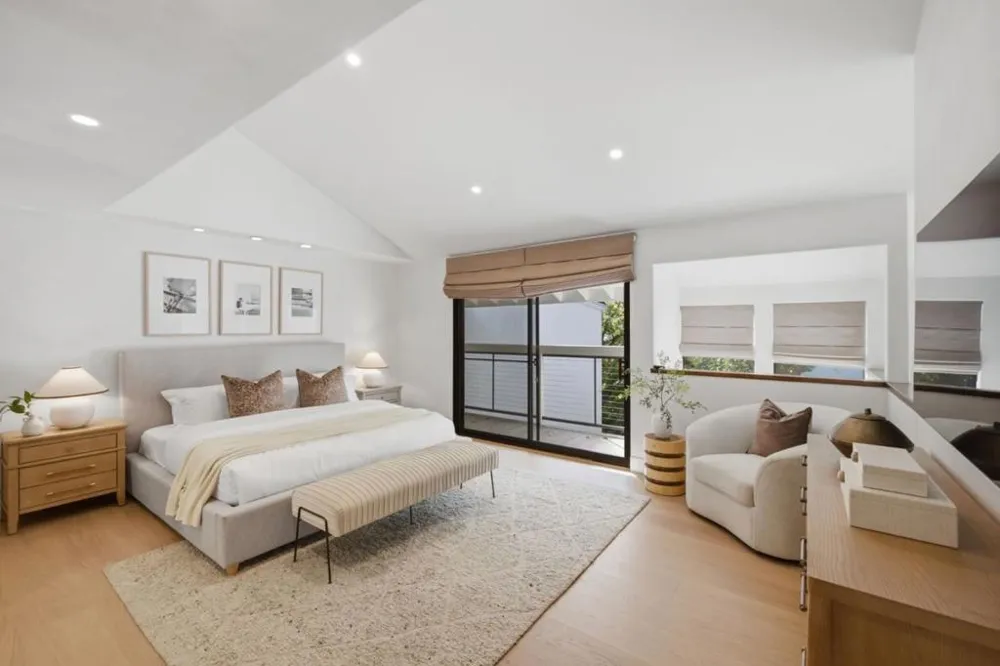 37 Baywood Avenue San Mateo, CA 94402