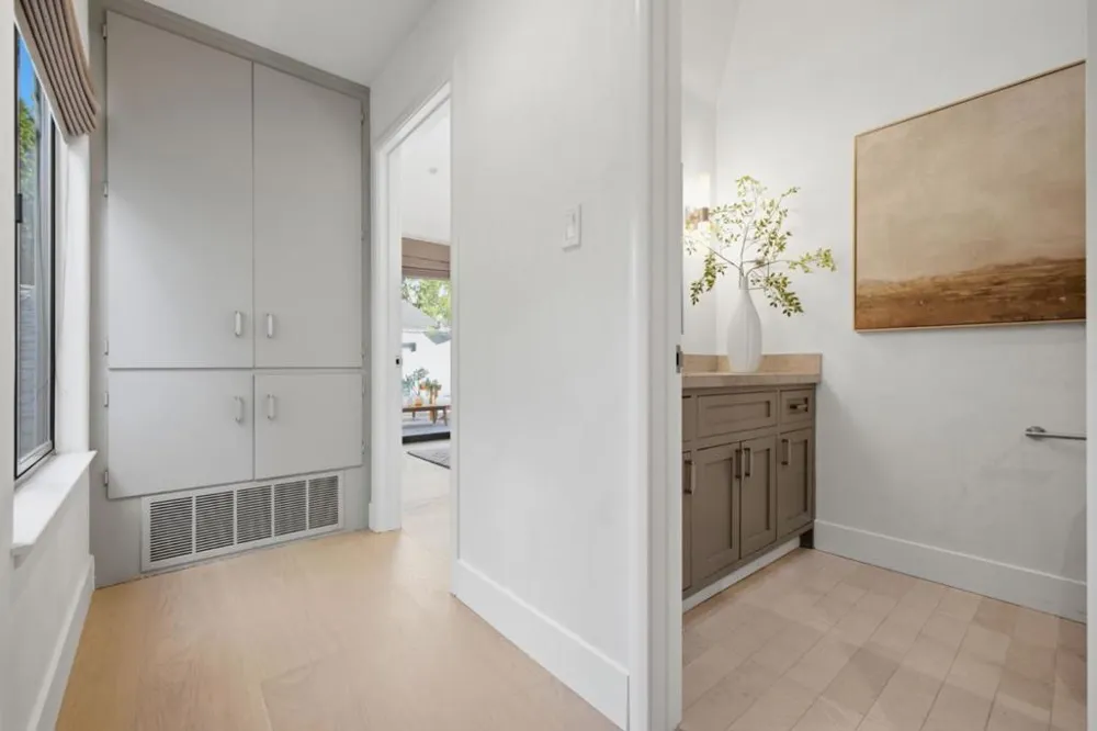 37 Baywood Avenue San Mateo, CA 94402