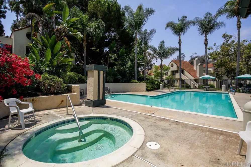 321 Melrose Drive #B Vista, CA 92083
