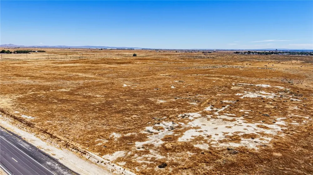45015 60th Street W Lancaster, CA 93536