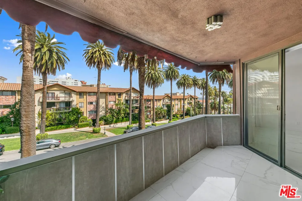 1745 Camino Palmero Street #439 Los Angeles, CA 90046
