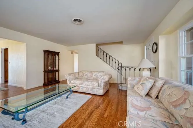 5242 Del Este Circle La Palma, CA 90623