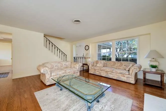5242 Del Este Circle La Palma, CA 90623