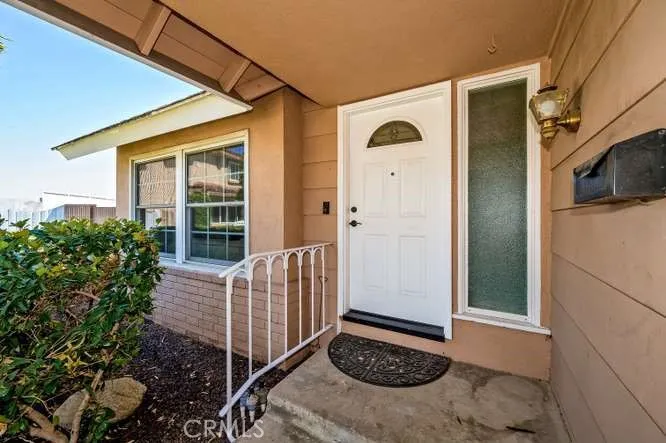 5242 Del Este Circle La Palma, CA 90623
