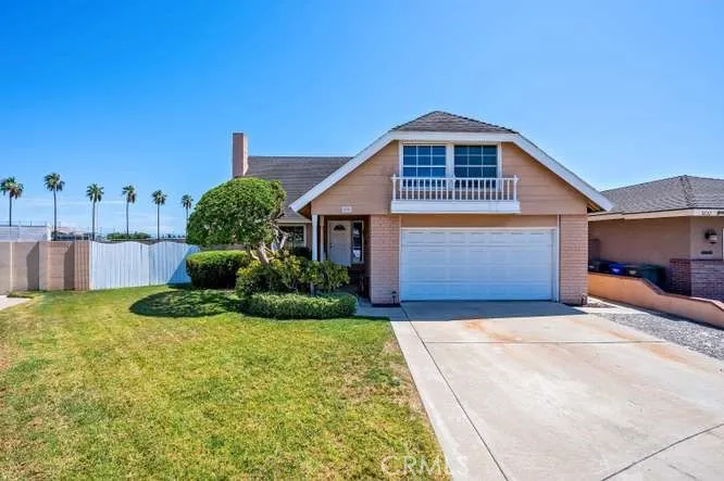 5242 Del Este Circle La Palma, CA 90623