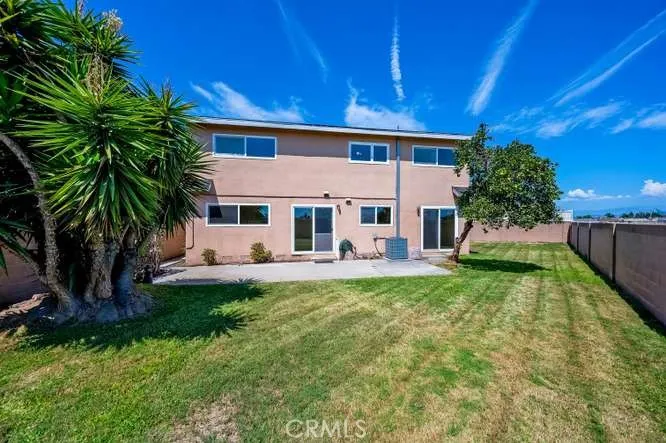 5242 Del Este Circle La Palma, CA 90623