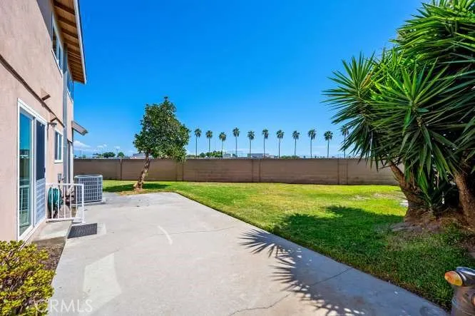 5242 Del Este Circle La Palma, CA 90623
