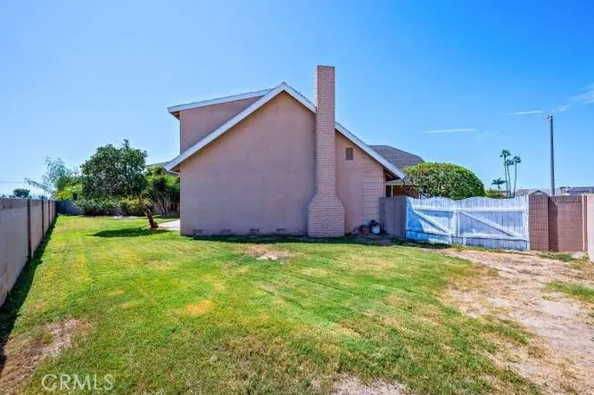 5242 Del Este Circle La Palma, CA 90623