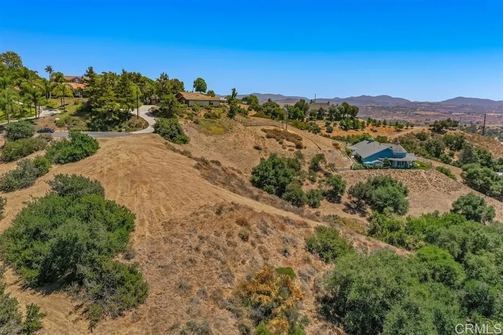 Calle Dos Lomas Fallbrook, CA 92028
