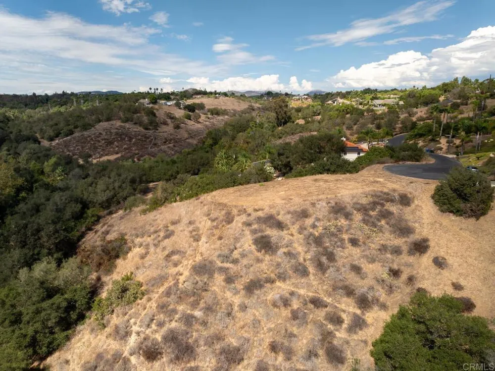Calle Dos Lomas Fallbrook, CA 92028