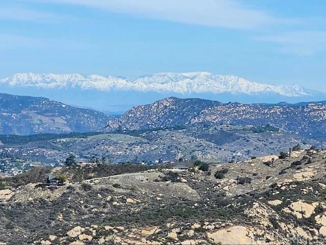 Welk Highland Lane Escondido, CA 92026