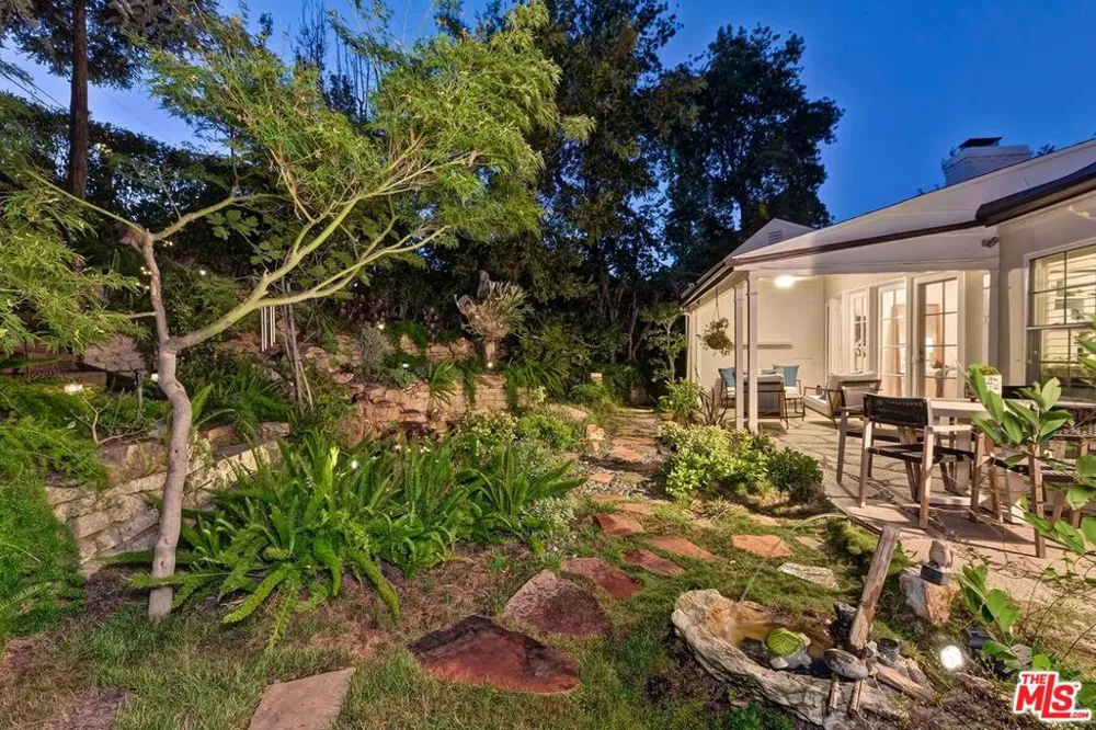1609 Comstock Avenue Los Angeles, CA 90024