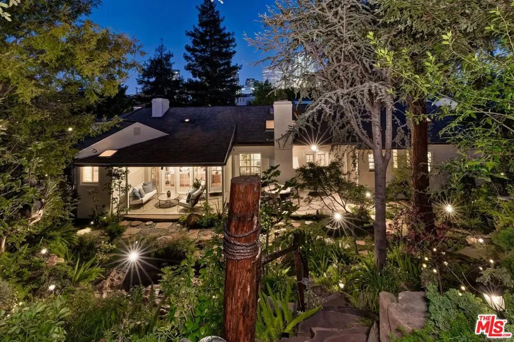 1609 Comstock Avenue Los Angeles, CA 90024