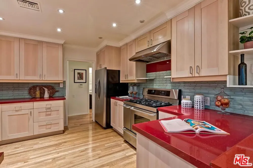 1609 Comstock Avenue Los Angeles, CA 90024