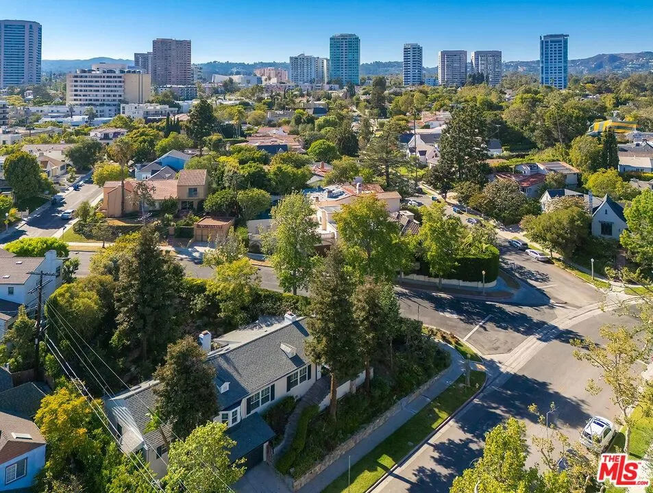 1609 Comstock Avenue Los Angeles, CA 90024