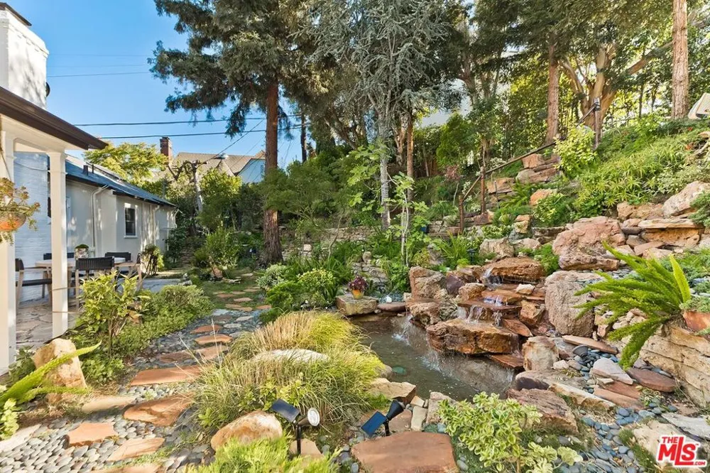 1609 Comstock Avenue Los Angeles, CA 90024