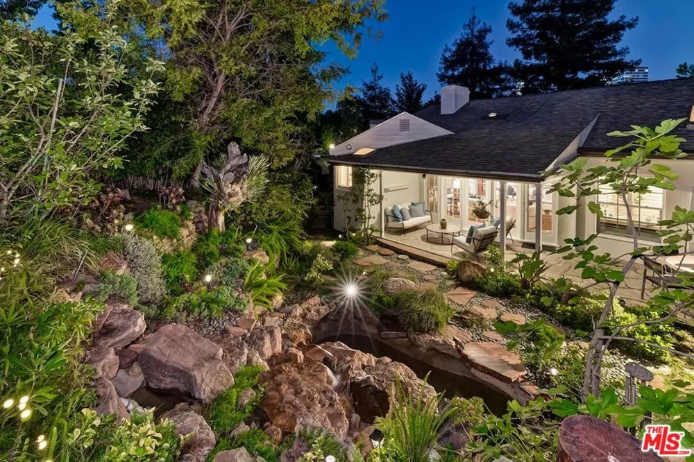 1609 Comstock Avenue Los Angeles, CA 90024