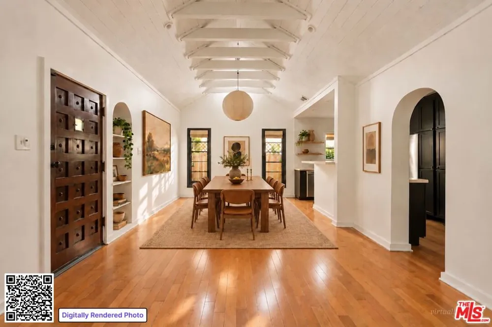 7272 Willoughby Avenue Los Angeles, CA 90046
