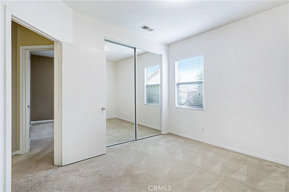 1041 Paintbrush Hemet, CA 92545