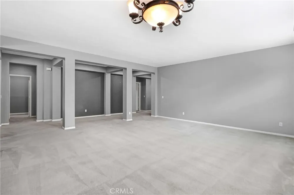 1041 Paintbrush Hemet, CA 92545