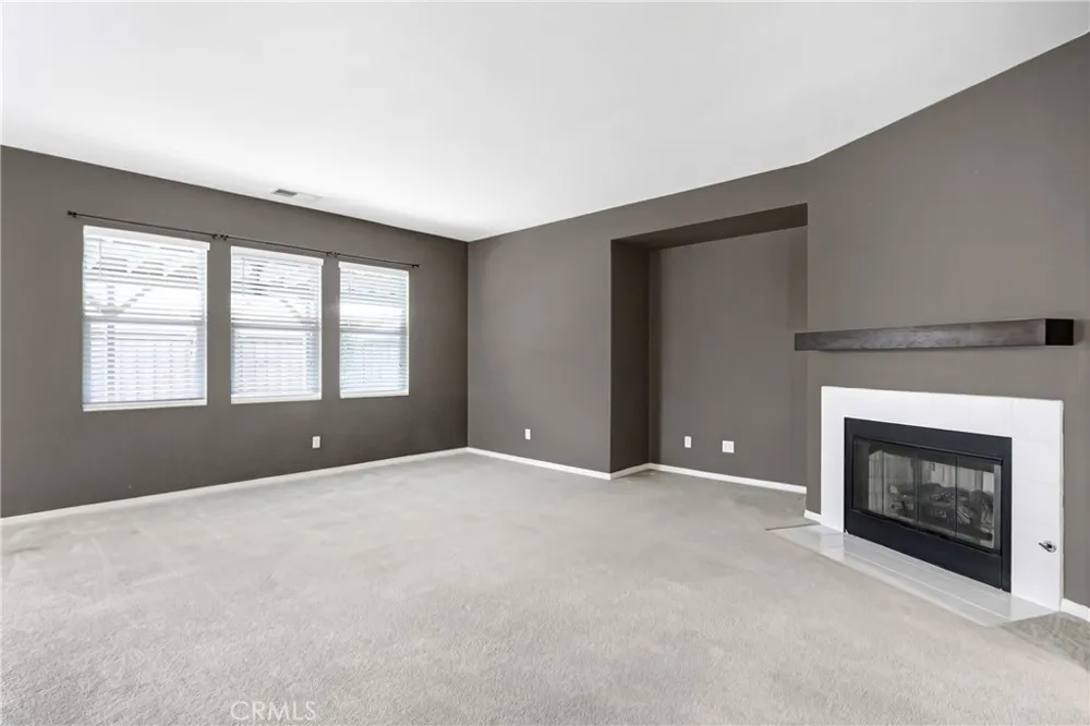 1041 Paintbrush Hemet, CA 92545