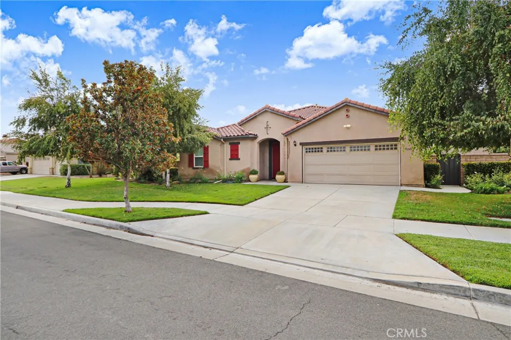 1041 Paintbrush Hemet, CA 92545