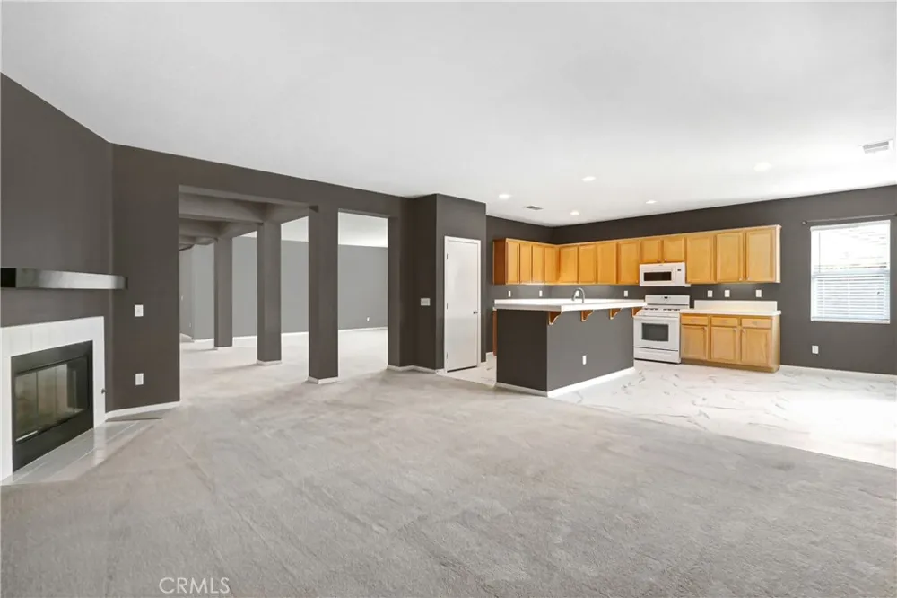 1041 Paintbrush Hemet, CA 92545