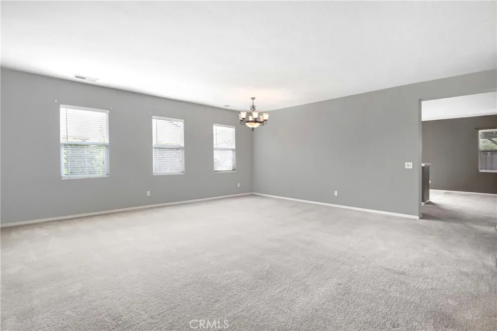 1041 Paintbrush Hemet, CA 92545