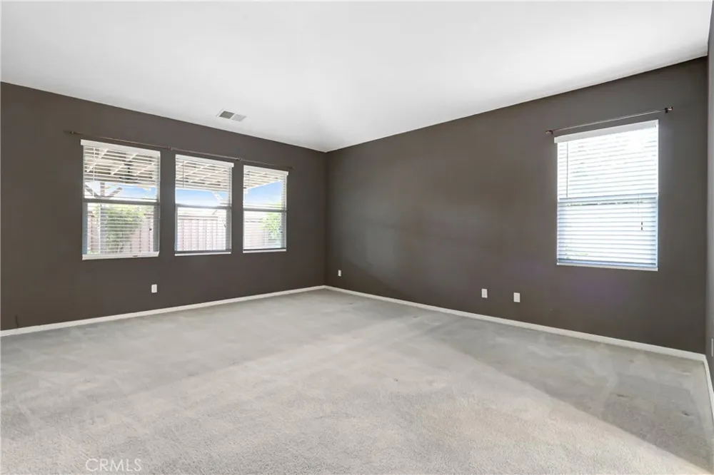 1041 Paintbrush Hemet, CA 92545