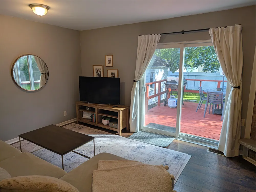 944 Kentfield Street SW Wyoming, MI 49509